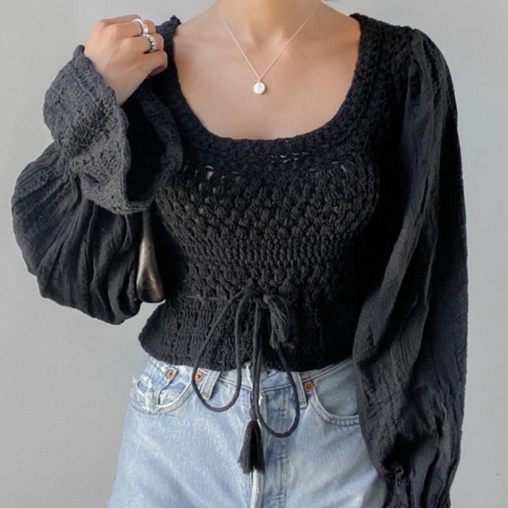 Free People Megan Woven Macrame Crochet Cropped Blouse NWOT Size Small